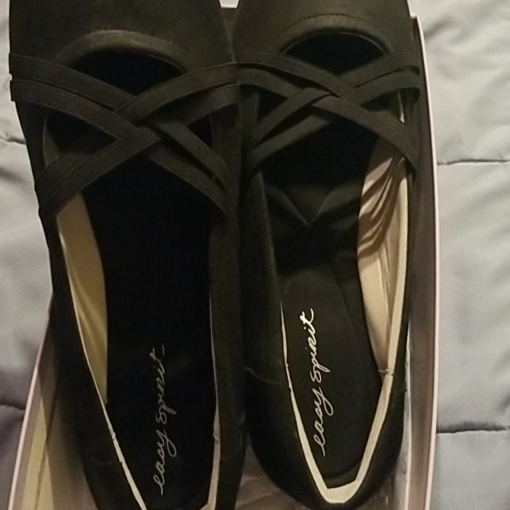 Black Easy Spirit Shoes 10M